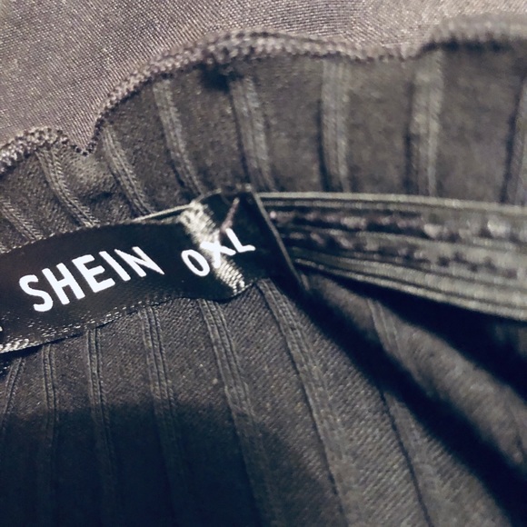 c’est la vie Paris Crop top - Picture 4 of 4